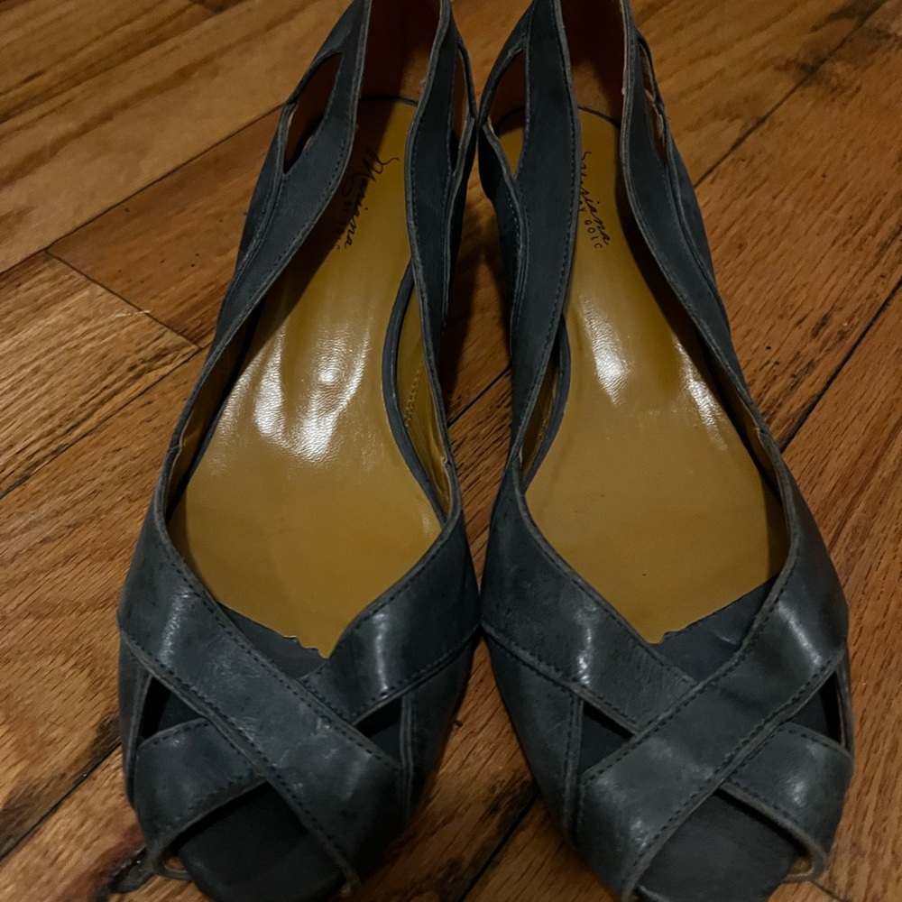 Softspots Blue Heels with Crisscross Straps